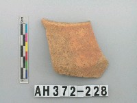 藏品(紅色夾砂陶片)的圖片